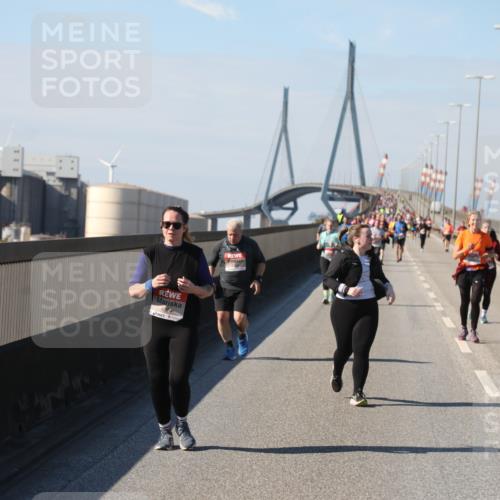 03.10.2025 - Köhlbrandbrückenlauf Yannick Fuchs http://msf.ph/oto/9190566 03.10.2025 12:10:30 Position 3  meine-sportfotos.de