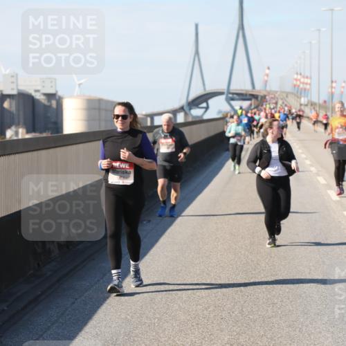 03.10.2025 - Köhlbrandbrückenlauf Yannick Fuchs http://msf.ph/oto/9190574 03.10.2025 12:10:30 Position 3  meine-sportfotos.de