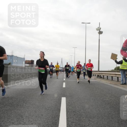 03.10.2025 - Köhlbrandbrückenlauf Matties Gatica Varas http://msf.ph/oto/9190610 03.10.2025 16:02:59 Position 3 8117 meine-sportfotos.de