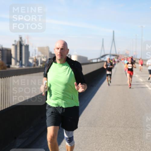 03.10.2025 - Köhlbrandbrückenlauf Yannick Fuchs http://msf.ph/oto/9190626 03.10.2025 11:50:52 Position 3  meine-sportfotos.de