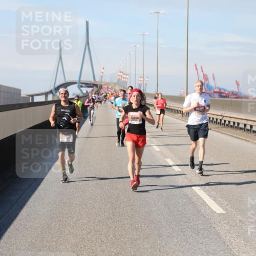 03.10.2025 - Köhlbrandbrückenlauf Yannick Fuchs http://msf.ph/oto/9190632 03.10.2025 11:50:53 Position 3 4298 meine-sportfotos.de