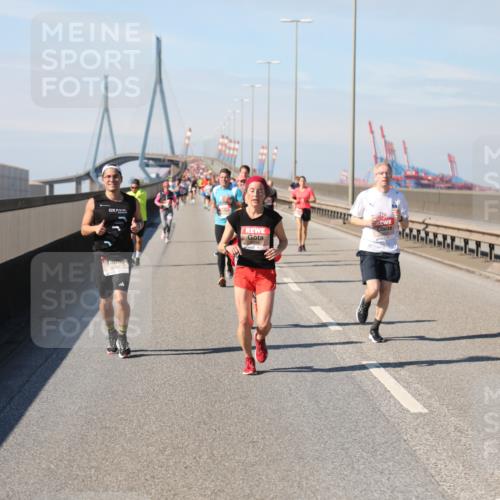 03.10.2025 - Köhlbrandbrückenlauf Yannick Fuchs http://msf.ph/oto/9190637 03.10.2025 11:50:53 Position 3  meine-sportfotos.de
