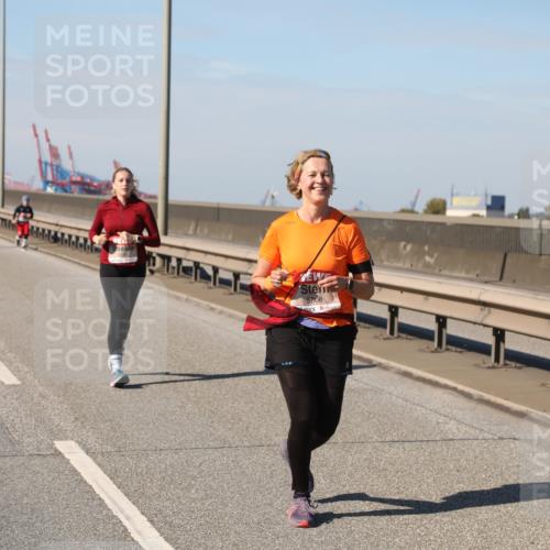 03.10.2025 - Köhlbrandbrückenlauf Yannick Fuchs http://msf.ph/oto/9190659 03.10.2025 12:10:38 Position 3 5808 meine-sportfotos.de