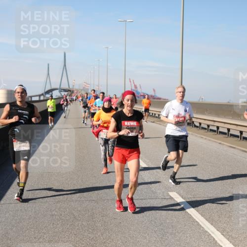 03.10.2025 - Köhlbrandbrückenlauf Yannick Fuchs http://msf.ph/oto/9190662 03.10.2025 11:50:55 Position 3  meine-sportfotos.de