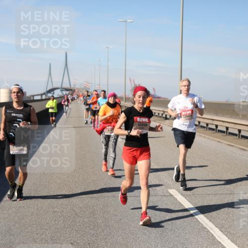 03.10.2025 - Köhlbrandbrückenlauf Yannick Fuchs http://msf.ph/oto/9190667 03.10.2025 11:50:55 Position 3 4298 meine-sportfotos.de