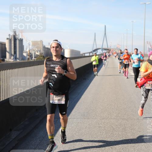 03.10.2025 - Köhlbrandbrückenlauf Yannick Fuchs http://msf.ph/oto/9190673 03.10.2025 11:50:56 Position 3 6062 meine-sportfotos.de