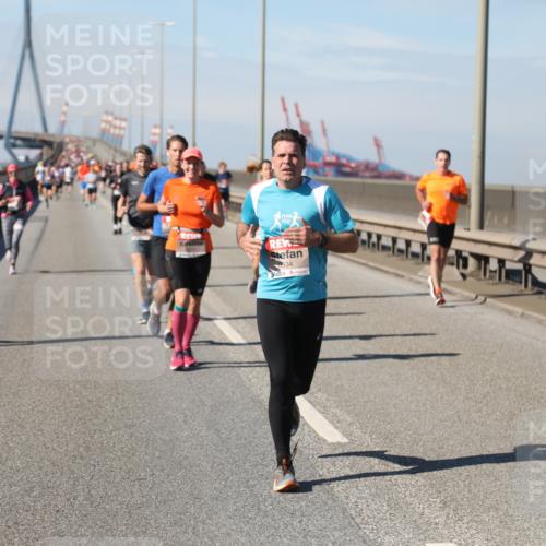 03.10.2025 - Köhlbrandbrückenlauf Yannick Fuchs http://msf.ph/oto/9190686 03.10.2025 11:50:58 Position 3 6534 meine-sportfotos.de