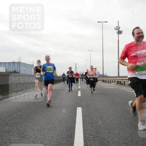 03.10.2025 - Köhlbrandbrückenlauf Matties Gatica Varas http://msf.ph/oto/9190690 03.10.2025 16:03:15 Position 3 8263 meine-sportfotos.de