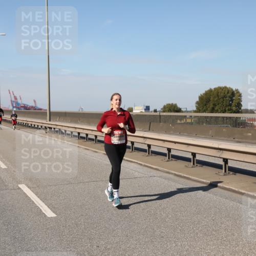 03.10.2025 - Köhlbrandbrückenlauf Yannick Fuchs http://msf.ph/oto/9190694 03.10.2025 12:10:40 Position 3  meine-sportfotos.de