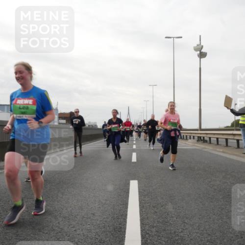03.10.2025 - Köhlbrandbrückenlauf Matties Gatica Varas http://msf.ph/oto/9190695 03.10.2025 16:03:16 Position 3  meine-sportfotos.de