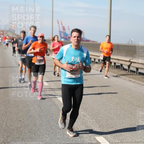 03.10.2025 - Köhlbrandbrückenlauf Yannick Fuchs http://msf.ph/oto/9190697 03.10.2025 11:50:58 Position 3 6534 meine-sportfotos.de