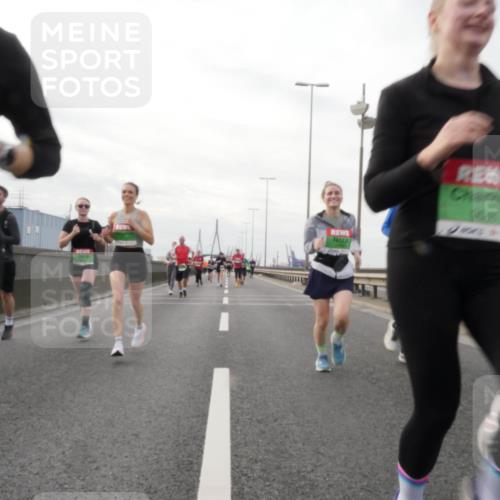 03.10.2025 - Köhlbrandbrückenlauf Matties Gatica Varas http://msf.ph/oto/9190733 03.10.2025 16:03:25 Position 3  meine-sportfotos.de