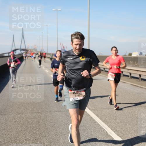 03.10.2025 - Köhlbrandbrückenlauf Yannick Fuchs http://msf.ph/oto/9190756 03.10.2025 11:51:02 Position 3 5792 meine-sportfotos.de