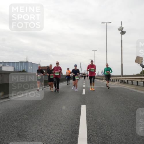 03.10.2025 - Köhlbrandbrückenlauf Matties Gatica Varas http://msf.ph/oto/9190757 03.10.2025 16:03:31 Position 3  meine-sportfotos.de