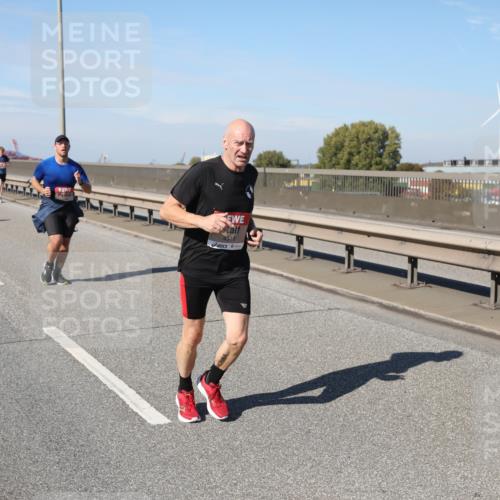 03.10.2025 - Köhlbrandbrückenlauf Yannick Fuchs http://msf.ph/oto/9190775 03.10.2025 11:51:06 Position 3 4346 meine-sportfotos.de
