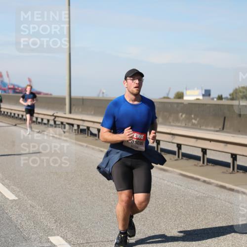 03.10.2025 - Köhlbrandbrückenlauf Yannick Fuchs http://msf.ph/oto/9190788 03.10.2025 11:51:07 Position 3 6034 meine-sportfotos.de
