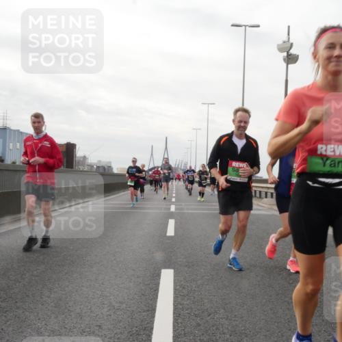 03.10.2025 - Köhlbrandbrückenlauf Matties Gatica Varas http://msf.ph/oto/9190825 03.10.2025 16:03:50 Position 3 21 meine-sportfotos.de