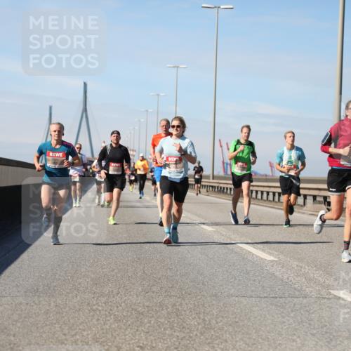 03.10.2025 - Köhlbrandbrückenlauf Yannick Fuchs http://msf.ph/oto/9190853 03.10.2025 11:51:15 Position 3  meine-sportfotos.de