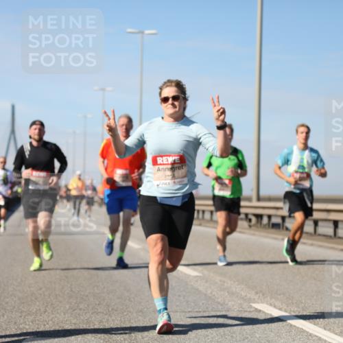 03.10.2025 - Köhlbrandbrückenlauf Yannick Fuchs http://msf.ph/oto/9190882 03.10.2025 11:51:17 Position 3  meine-sportfotos.de