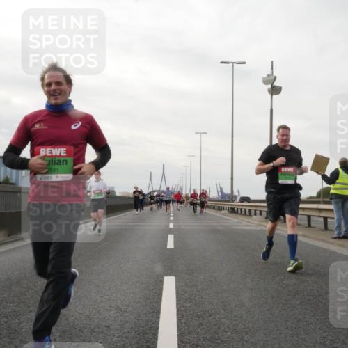 03.10.2025 - Köhlbrandbrückenlauf Matties Gatica Varas http://msf.ph/oto/9190883 03.10.2025 16:04:03 Position 3 2141 meine-sportfotos.de