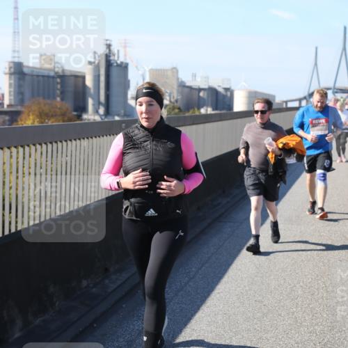 03.10.2025 - Köhlbrandbrückenlauf Yannick Fuchs http://msf.ph/oto/9190884 03.10.2025 12:10:59 Position 3  meine-sportfotos.de