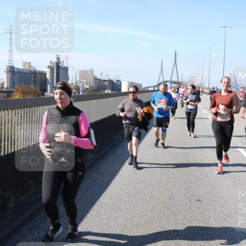 03.10.2025 - Köhlbrandbrückenlauf Yannick Fuchs http://msf.ph/oto/9190889 03.10.2025 12:11:00 Position 3  meine-sportfotos.de