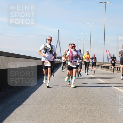 03.10.2025 - Köhlbrandbrückenlauf Yannick Fuchs http://msf.ph/oto/9190912 03.10.2025 11:51:20 Position 3  meine-sportfotos.de