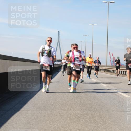 03.10.2025 - Köhlbrandbrückenlauf Yannick Fuchs http://msf.ph/oto/9190914 03.10.2025 11:51:20 Position 3  meine-sportfotos.de