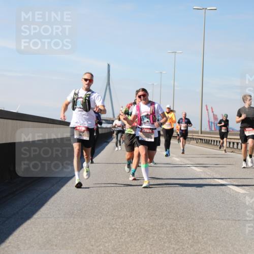 03.10.2025 - Köhlbrandbrückenlauf Yannick Fuchs http://msf.ph/oto/9190919 03.10.2025 11:51:21 Position 3  meine-sportfotos.de