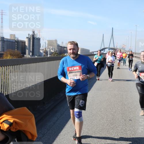 03.10.2025 - Köhlbrandbrückenlauf Yannick Fuchs http://msf.ph/oto/9190929 03.10.2025 12:11:02 Position 3 5550 meine-sportfotos.de