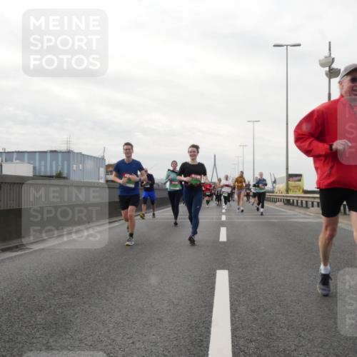 03.10.2025 - Köhlbrandbrückenlauf Matties Gatica Varas http://msf.ph/oto/9190931 03.10.2025 16:04:15 Position 3  meine-sportfotos.de