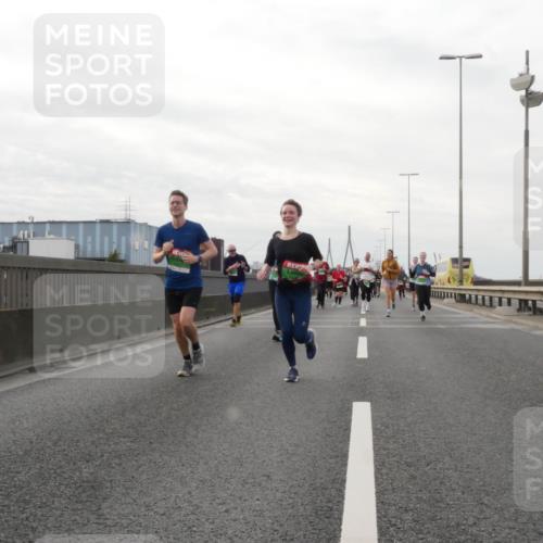 03.10.2025 - Köhlbrandbrückenlauf Matties Gatica Varas http://msf.ph/oto/9190932 03.10.2025 16:04:16 Position 3  meine-sportfotos.de