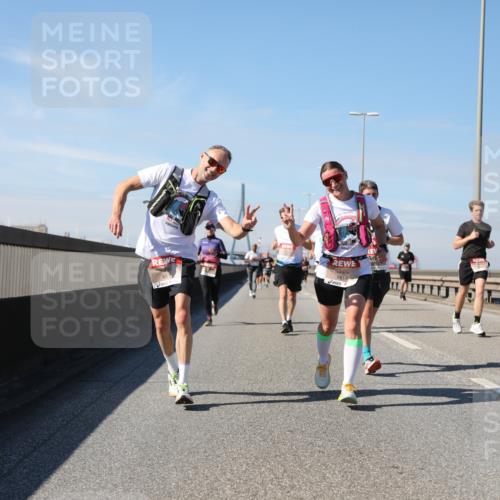 03.10.2025 - Köhlbrandbrückenlauf Yannick Fuchs http://msf.ph/oto/9190942 03.10.2025 11:51:22 Position 3 6814 meine-sportfotos.de