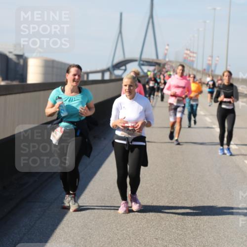 03.10.2025 - Köhlbrandbrückenlauf Yannick Fuchs http://msf.ph/oto/9190952 03.10.2025 12:11:04 Position 3  meine-sportfotos.de