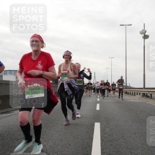 03.10.2025 - Köhlbrandbrückenlauf Matties Gatica Varas http://msf.ph/oto/9190964 03.10.2025 16:04:24 Position 3 9606, 8070 meine-sportfotos.de
