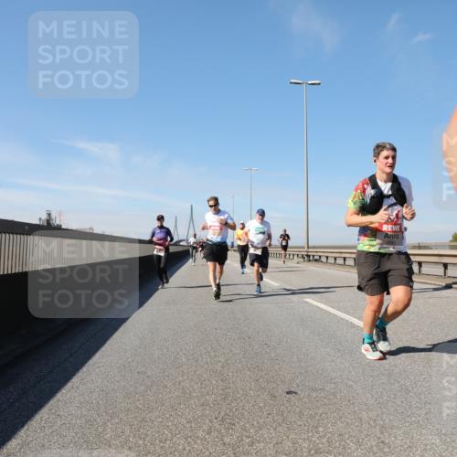 03.10.2025 - Köhlbrandbrückenlauf Yannick Fuchs http://msf.ph/oto/9190970 03.10.2025 11:51:24 Position 3  meine-sportfotos.de