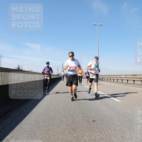 03.10.2025 - Köhlbrandbrückenlauf Yannick Fuchs http://msf.ph/oto/9190987 03.10.2025 11:51:25 Position 3  meine-sportfotos.de