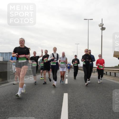 03.10.2025 - Köhlbrandbrückenlauf Matties Gatica Varas http://msf.ph/oto/9191003 03.10.2025 16:04:32 Position 3 8050 meine-sportfotos.de