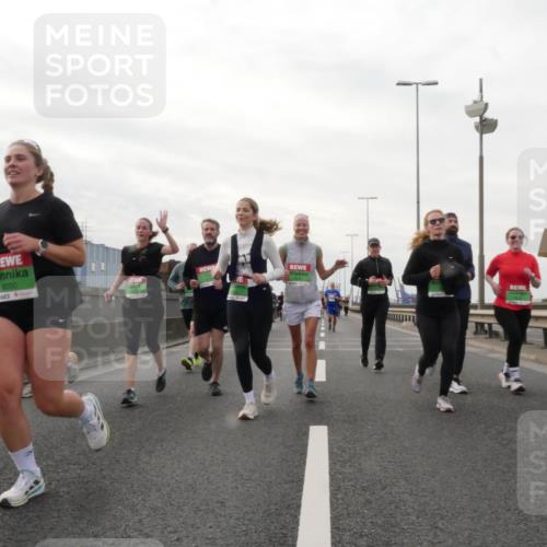 03.10.2025 - Köhlbrandbrückenlauf Matties Gatica Varas http://msf.ph/oto/9191004 03.10.2025 16:04:33 Position 3 8050 meine-sportfotos.de