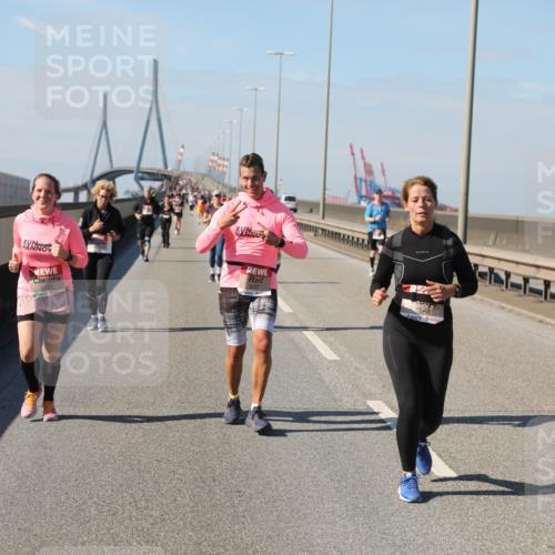 03.10.2025 - Köhlbrandbrückenlauf Yannick Fuchs http://msf.ph/oto/9191006 03.10.2025 12:11:09 Position 3 5575 meine-sportfotos.de