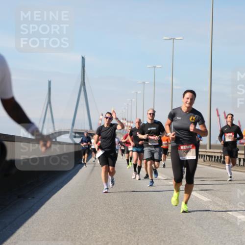 03.10.2025 - Köhlbrandbrückenlauf Yannick Fuchs http://msf.ph/oto/9191018 03.10.2025 11:51:29 Position 3  meine-sportfotos.de
