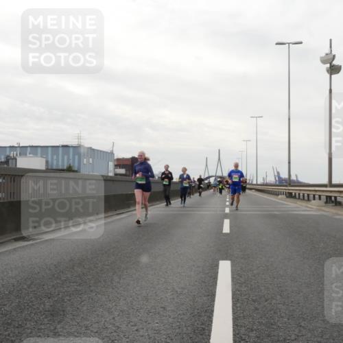 03.10.2025 - Köhlbrandbrückenlauf Matties Gatica Varas http://msf.ph/oto/9191020 03.10.2025 16:04:35 Position 3  meine-sportfotos.de