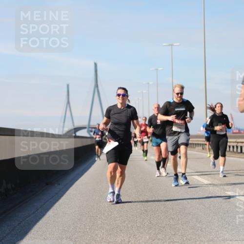 03.10.2025 - Köhlbrandbrückenlauf Yannick Fuchs http://msf.ph/oto/9191040 03.10.2025 11:51:32 Position 3 5791 meine-sportfotos.de