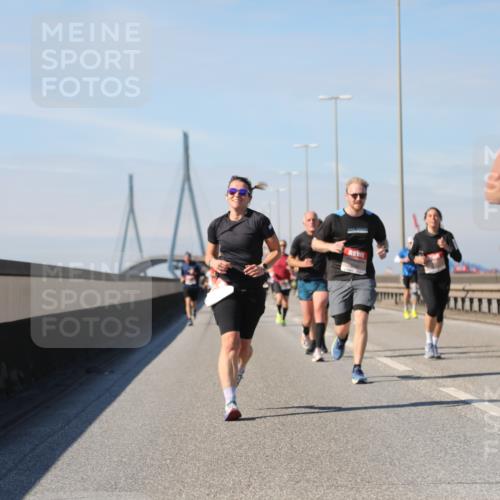 03.10.2025 - Köhlbrandbrückenlauf Yannick Fuchs http://msf.ph/oto/9191043 03.10.2025 11:51:32 Position 3 5791 meine-sportfotos.de