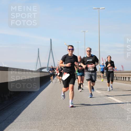 03.10.2025 - Köhlbrandbrückenlauf Yannick Fuchs http://msf.ph/oto/9191046 03.10.2025 11:51:32 Position 3  meine-sportfotos.de