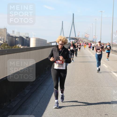 03.10.2025 - Köhlbrandbrückenlauf Yannick Fuchs http://msf.ph/oto/9191061 03.10.2025 12:11:13 Position 3 5227 meine-sportfotos.de