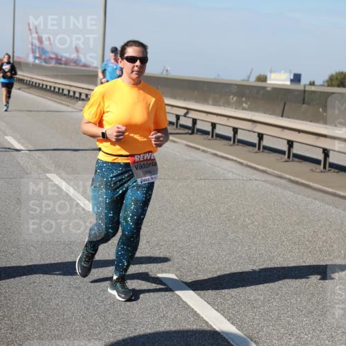 03.10.2025 - Köhlbrandbrückenlauf Yannick Fuchs http://msf.ph/oto/9191071 03.10.2025 12:11:14 Position 3 5604 meine-sportfotos.de