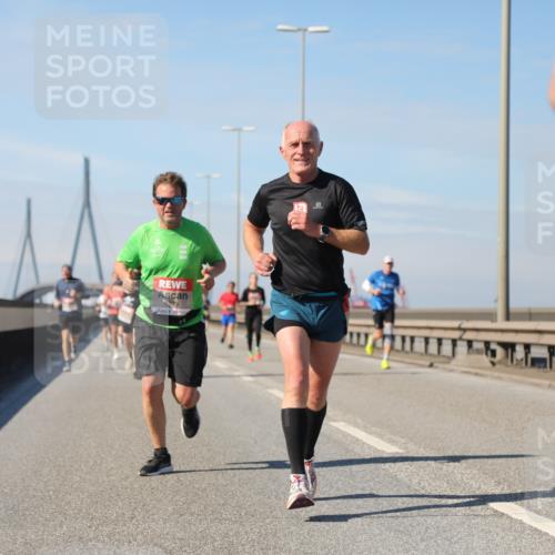 03.10.2025 - Köhlbrandbrückenlauf Yannick Fuchs http://msf.ph/oto/9191081 03.10.2025 11:51:35 Position 3  meine-sportfotos.de