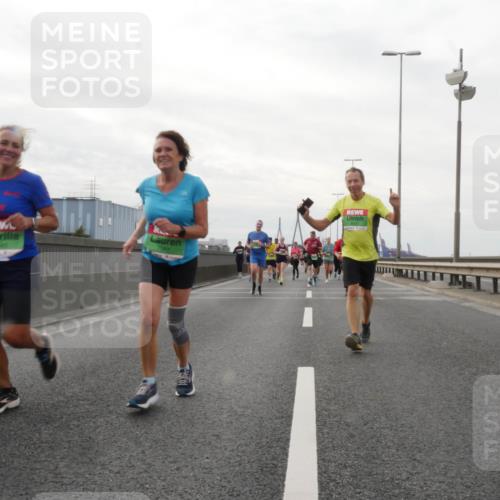 03.10.2025 - Köhlbrandbrückenlauf Matties Gatica Varas http://msf.ph/oto/9191093 03.10.2025 16:04:51 Position 3  meine-sportfotos.de