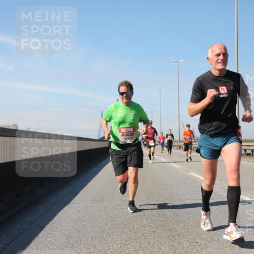 03.10.2025 - Köhlbrandbrückenlauf Yannick Fuchs http://msf.ph/oto/9191094 03.10.2025 11:51:36 Position 3 6349 meine-sportfotos.de